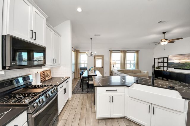 30114 Cascading Brook Way, Brookshire, TX 77423