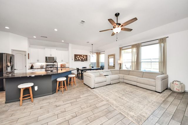 30114 Cascading Brook Way, Brookshire, TX 77423