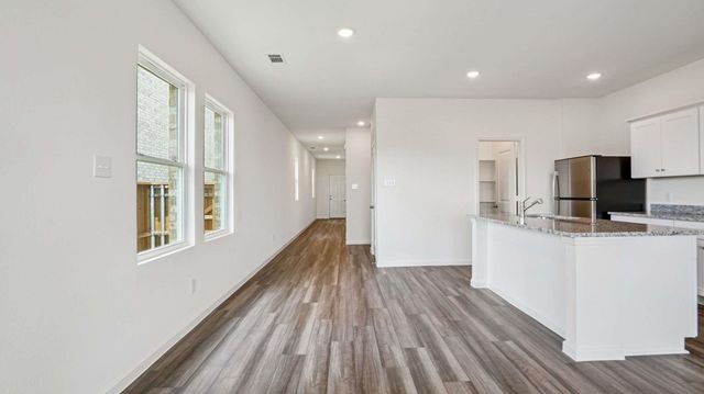 5650 Shelford Birch Street, Cut And Shoot, TX 77303