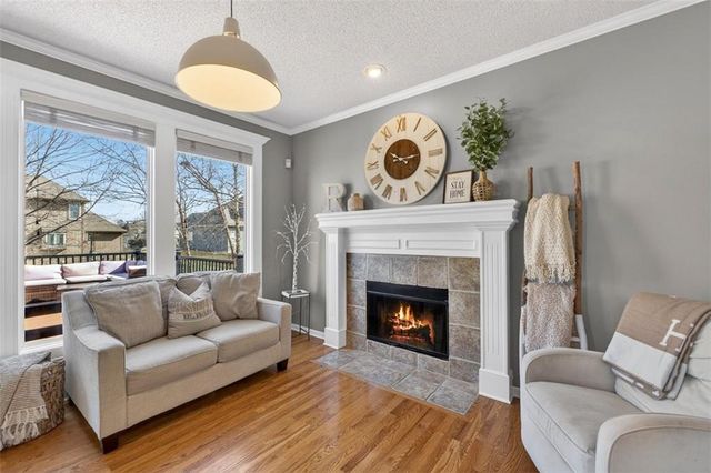 2612 SW Wintercreek Drive, Lee's Summit, MO 64081