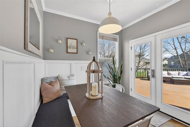 2612 SW Wintercreek Drive, Lee's Summit, MO 64081