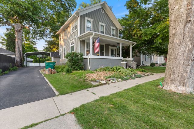 113 E Ottawa Street, Sycamore, IL 60178
