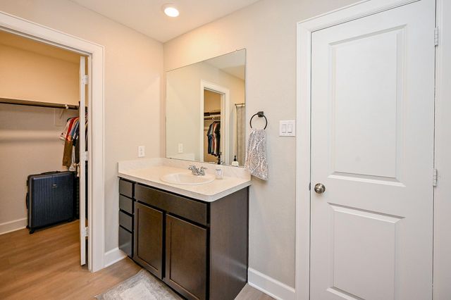 4235 Palmetto Grove Lane, Baytown, TX 77521