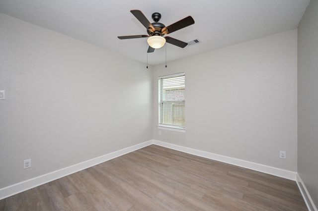 4235 Palmetto Grove Lane, Baytown, TX 77521