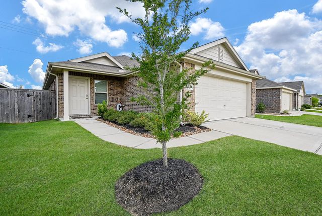 4235 Palmetto Grove Lane, Baytown, TX 77521