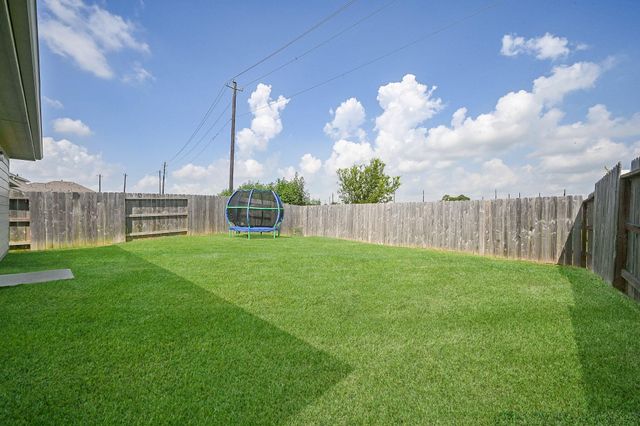 4235 Palmetto Grove Lane, Baytown, TX 77521