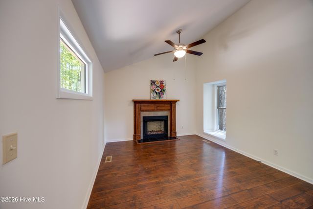 105 Tanglewood Drive, Greenville, NC 27858