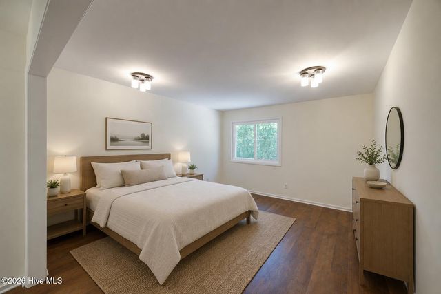 105 Tanglewood Drive, Greenville, NC 27858