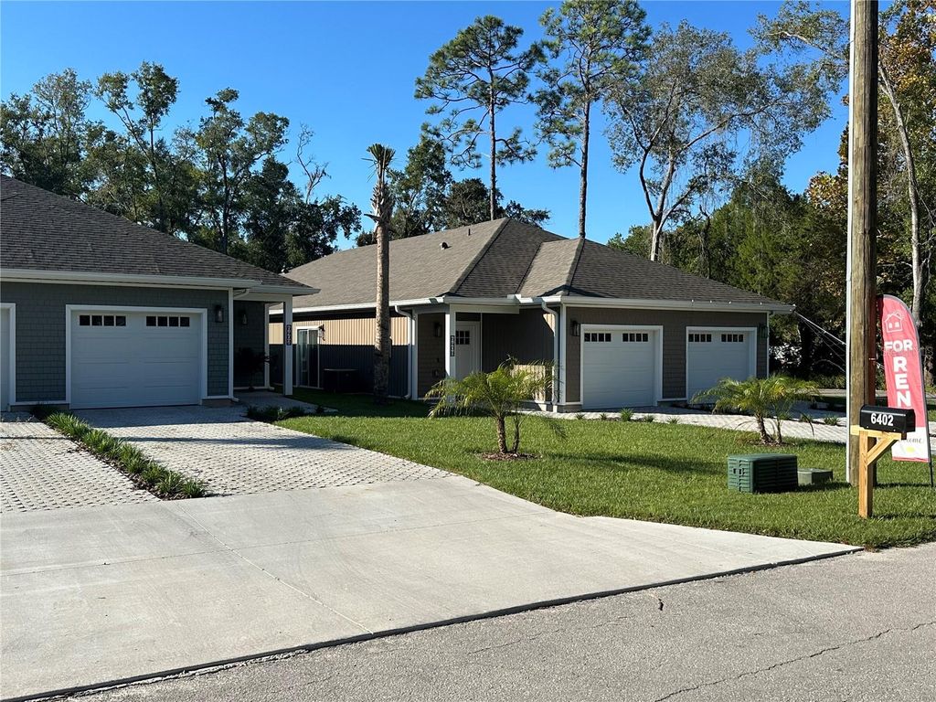 Image 2 of property listing at 6376 W FLANDERS LANE, Crystal River, FL 34429