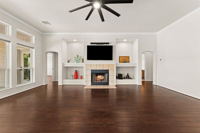 2201 Improver RD, Spicewood, TX 78669