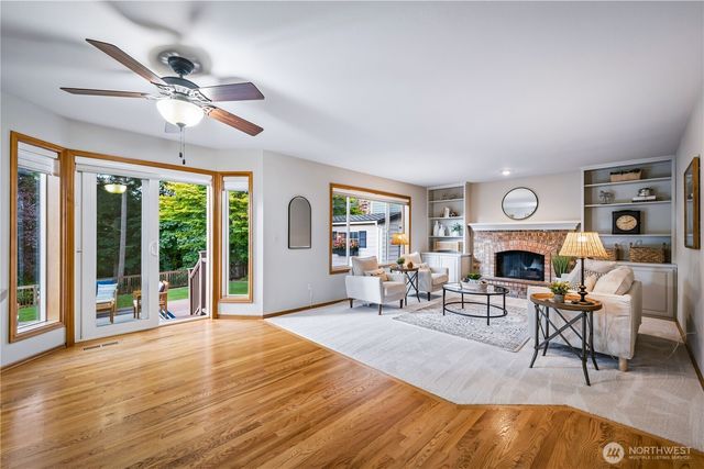 6912 65th Avenue W, Lakewood, WA 98499