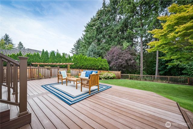 6912 65th Avenue W, Lakewood, WA 98499