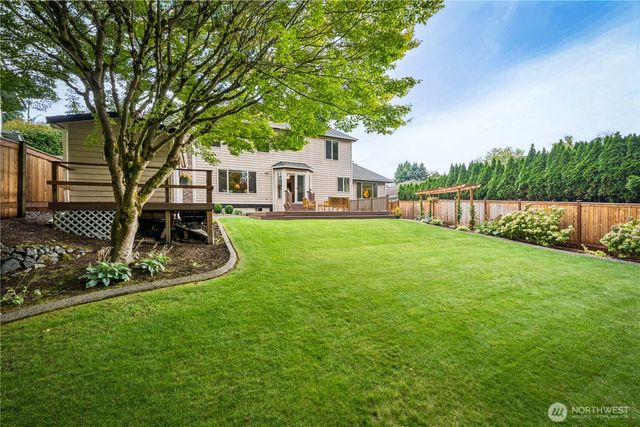 6912 65th Avenue W, Lakewood, WA 98499