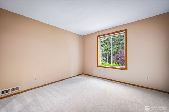6912 65th Avenue W, Lakewood, WA 98499