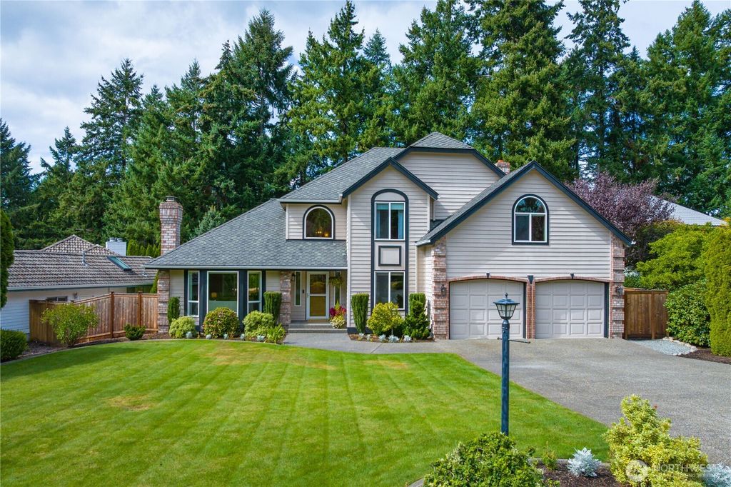 6912 65th Avenue W, Lakewood, WA 98499