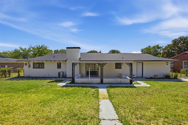 2313 Clearview Drive, Fort Worth, TX 76119
