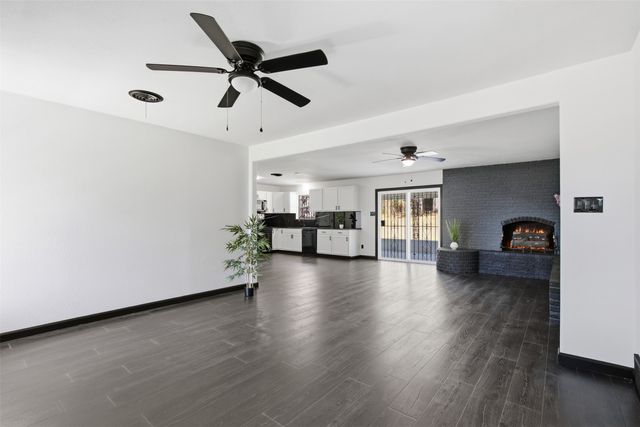 2313 Clearview Drive, Fort Worth, TX 76119