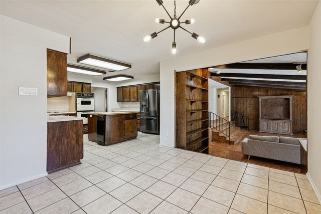 1717 Live Oak Drive, Irving, TX 75061