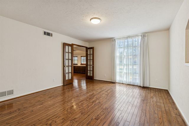 1717 Live Oak Drive, Irving, TX 75061