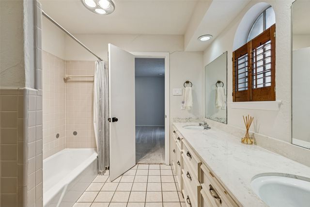 1717 Live Oak Drive, Irving, TX 75061