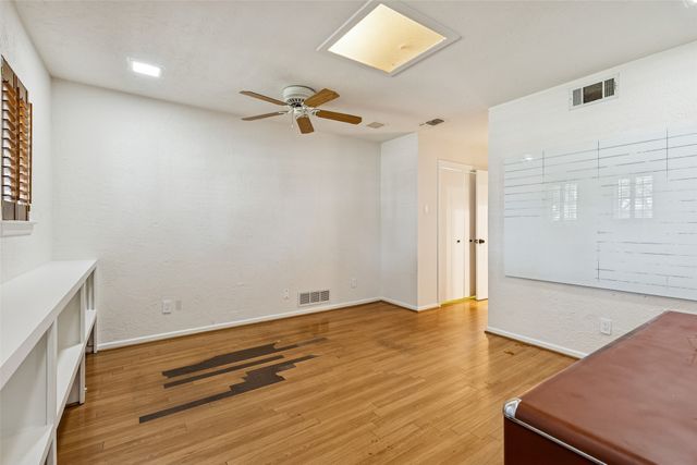 1717 Live Oak Drive, Irving, TX 75061