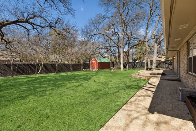 1717 Live Oak Drive, Irving, TX 75061