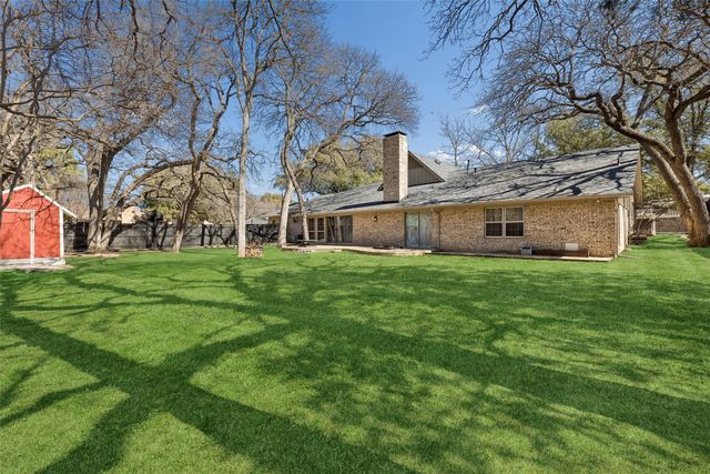 1717 Live Oak Drive, Irving, TX 75061