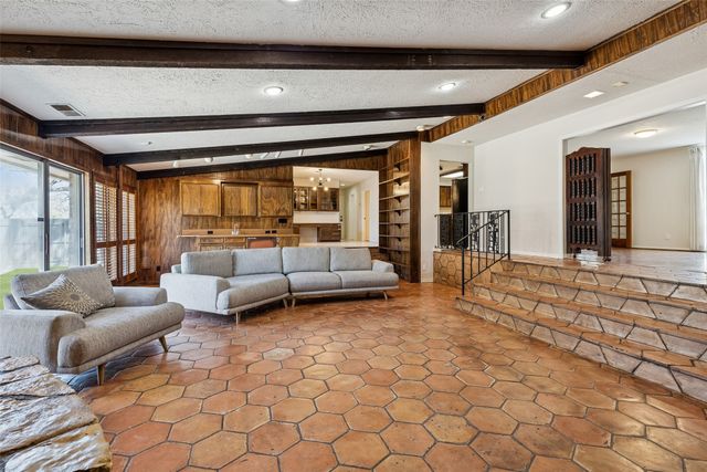 1717 Live Oak Drive, Irving, TX 75061