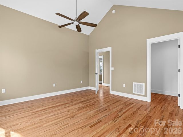 112 Alma Lane, Asheville, NC 28806