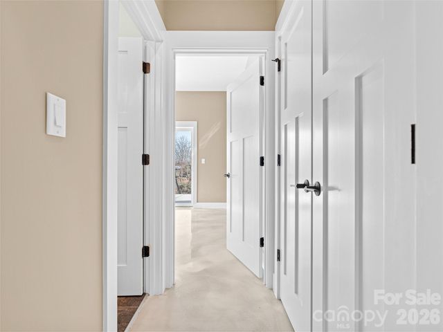 112 Alma Lane, Asheville, NC 28806