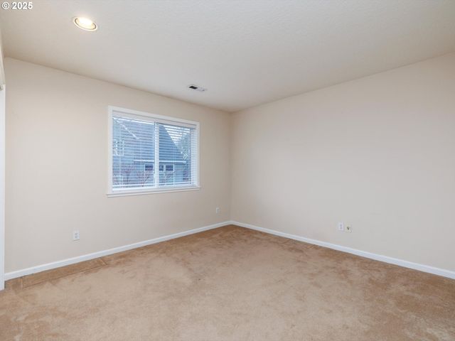 415 Nw KOTRIK Pl, Beaverton, OR 97006