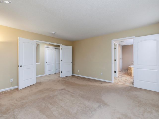 415 Nw KOTRIK Pl, Beaverton, OR 97006