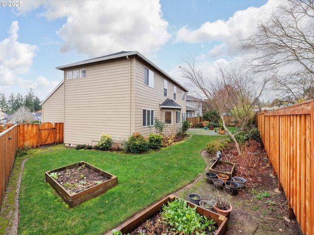 415 Nw KOTRIK Pl, Beaverton, OR 97006