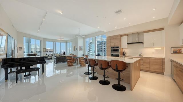 111 S PINEAPPLE AVENUE 1210, Sarasota, FL 34236