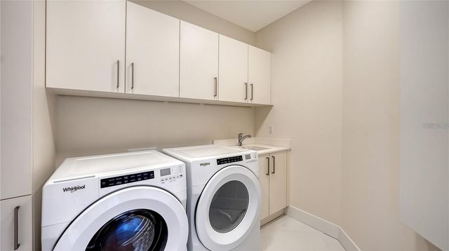 111 S PINEAPPLE AVENUE 1210, Sarasota, FL 34236