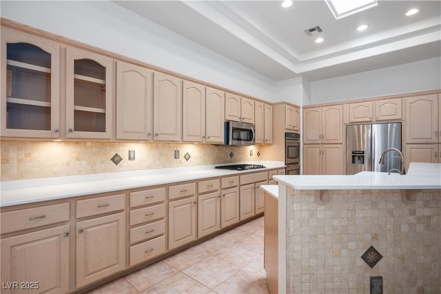 2601 Settlers Bay Lane, Las Vegas, NV 89134