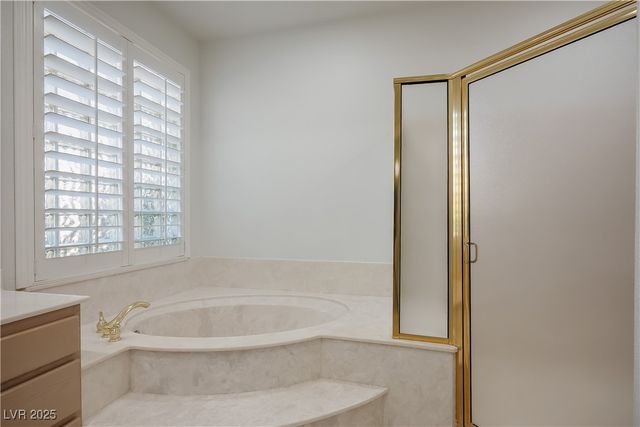 2601 Settlers Bay Lane, Las Vegas, NV 89134