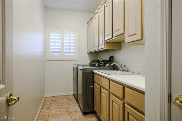 2601 Settlers Bay Lane, Las Vegas, NV 89134