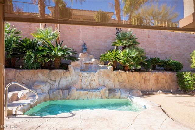 2601 Settlers Bay Lane, Las Vegas, NV 89134