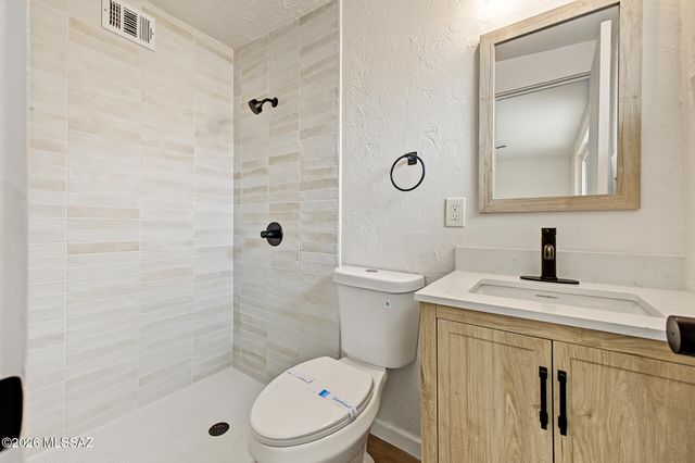 2518 S Del Valle, Tucson, AZ 85711