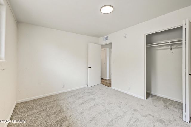 2518 S Del Valle, Tucson, AZ 85711
