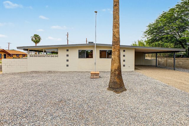 2518 S Del Valle, Tucson, AZ 85711