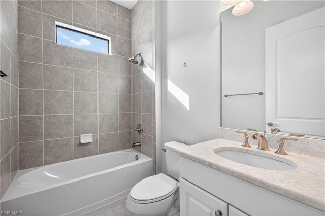 23265 Salinas WAY, Bonita Springs, FL 34135