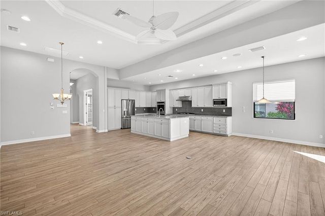 23265 Salinas WAY, Bonita Springs, FL 34135