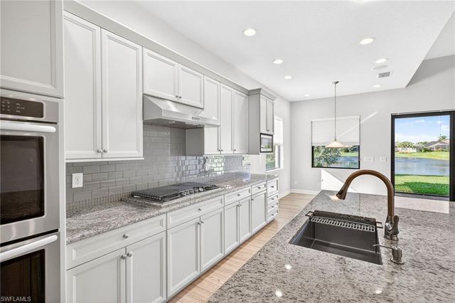 23265 Salinas WAY, Bonita Springs, FL 34135