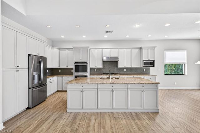 23265 Salinas WAY, Bonita Springs, FL 34135