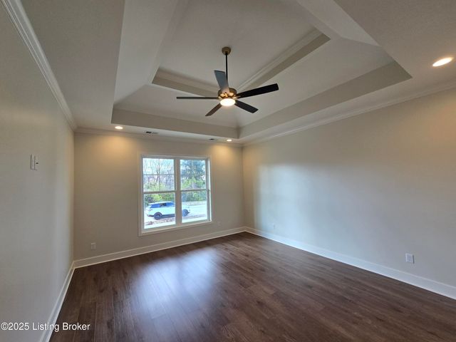 4425 Lochridge Pkwy, Jeffersontown, KY 40299