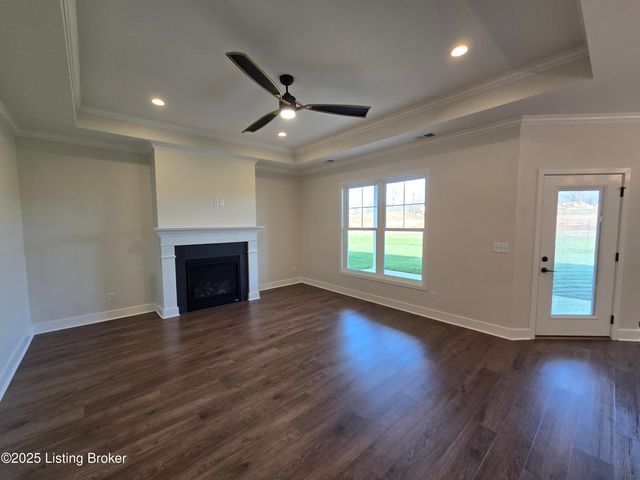 4425 Lochridge Pkwy, Jeffersontown, KY 40299