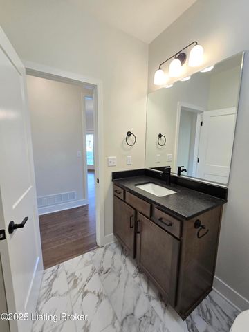 4425 Lochridge Pkwy, Jeffersontown, KY 40299