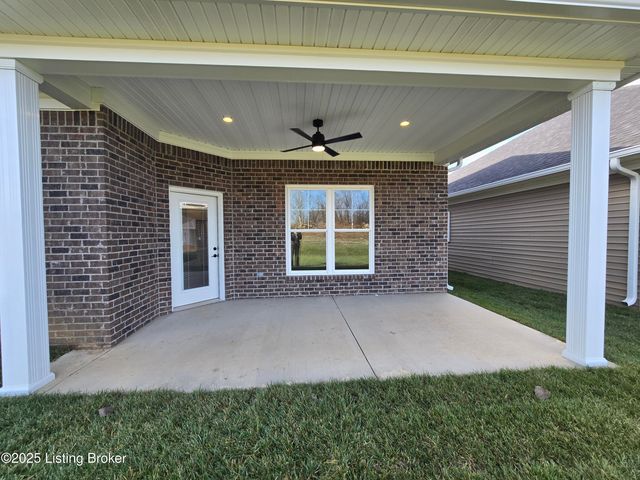 4425 Lochridge Pkwy, Jeffersontown, KY 40299